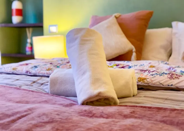 Ororosa Lucca City Center Apartment